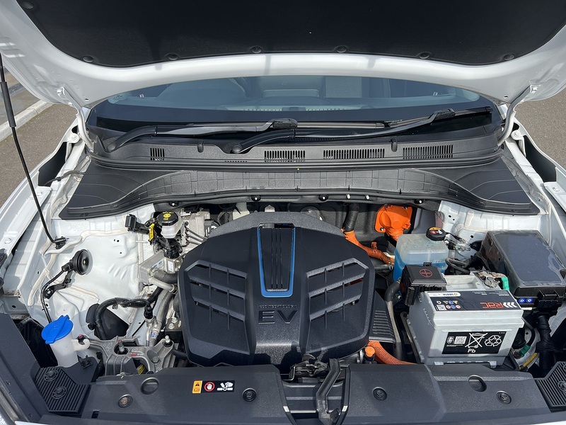 Hyundai KONA 39kWh Premium SUV 5dr Electric Auto (10.5kW Charger) (136 ps) - U1651431
