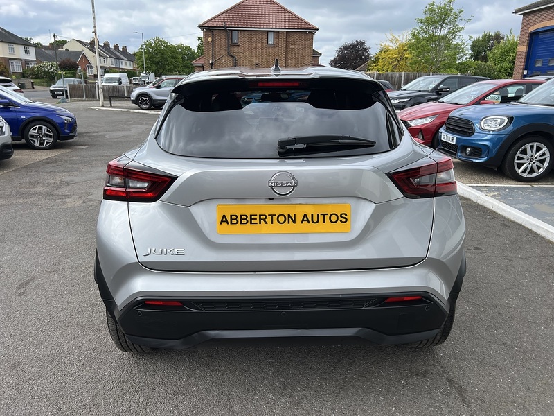 Nissan Juke 1.0 DIG-T N-Connecta DCT Auto Euro 6 (s/s) 5dr - U1651437
