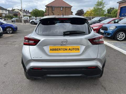 Nissan Juke 1.0 DIG-T N-Connecta DCT Auto Euro 6 (s/s) 5dr - U1651437