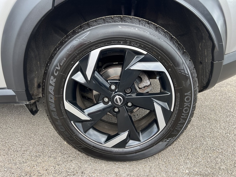 Nissan Juke 1.0 DIG-T N-Connecta DCT Auto Euro 6 (s/s) 5dr - U1651437