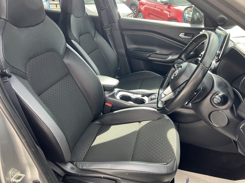 Nissan Juke 1.0 DIG-T N-Connecta DCT Auto Euro 6 (s/s) 5dr - U1651437
