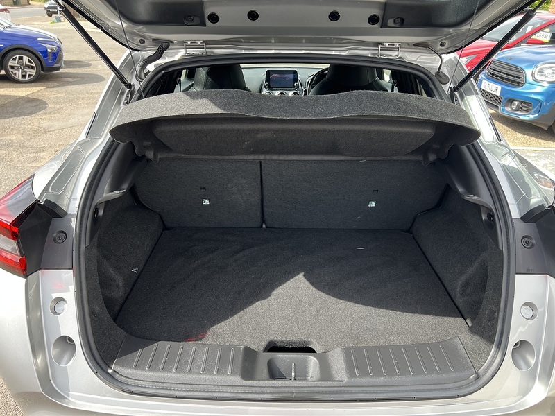 Nissan Juke 1.0 DIG-T N-Connecta DCT Auto Euro 6 (s/s) 5dr - U1651437
