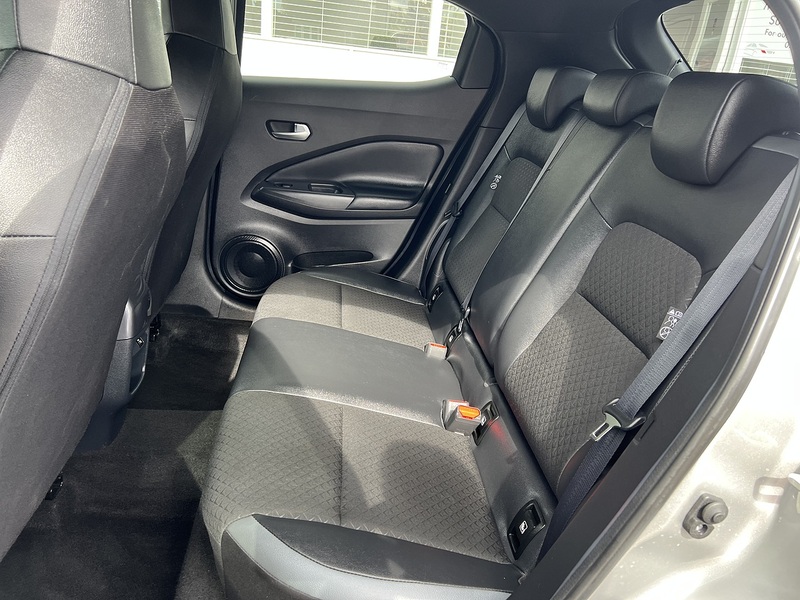 Nissan Juke 1.0 DIG-T N-Connecta DCT Auto Euro 6 (s/s) 5dr - U1651437