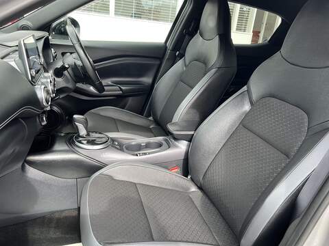 Nissan Juke 1.0 DIG-T N-Connecta DCT Auto Euro 6 (s/s) 5dr - U1651437