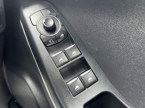 Ford Puma 1.0T EcoBoost MHEV ST-Line Euro 6 (s/s) 5dr - U1651440