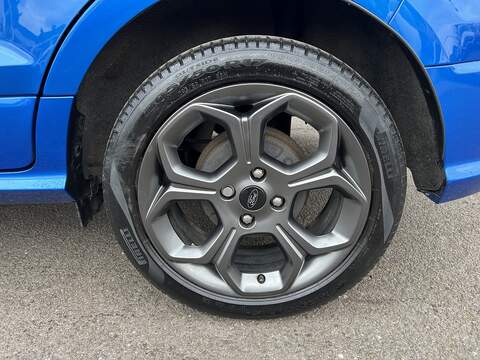 Ford EcoSport 1.0T EcoBoost GPF ST-Line SUV 5dr Petrol Manual Euro 6 (s/s) (125 ps) - U1651442