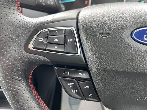 Ford EcoSport 1.0T EcoBoost GPF ST-Line SUV 5dr Petrol Manual Euro 6 (s/s) (125 ps) - U1651442