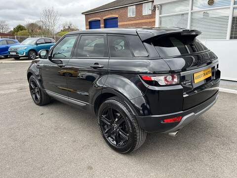 Land Rover Range Rover Evoque 2.2 SD4 Pure Auto 4WD Euro 5 5dr - U1651446