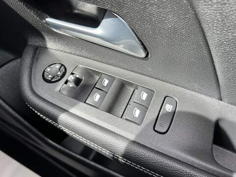 Vauxhall Mokka 1.2 Turbo GS Line SUV 5dr Petrol Auto Euro 6 (s/s) (130 ps) - U1651448