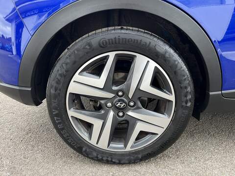 Hyundai BAYON 1.0 T-GDi MHEV Premium SUV 5dr Petrol Hybrid Manual Euro 6 (s/s) (100 ps) - U1651449