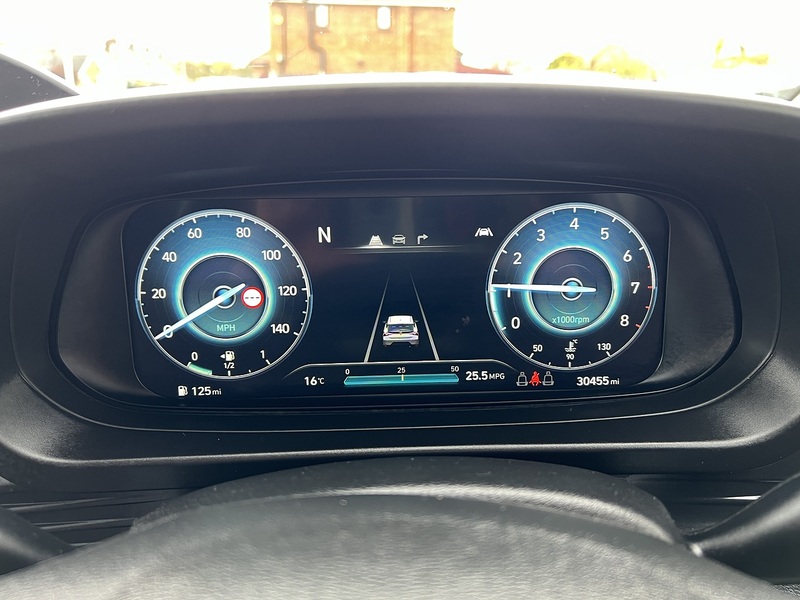 Hyundai BAYON 1.0 T-GDi MHEV Premium SUV 5dr Petrol Hybrid Manual Euro 6 (s/s) (100 ps) - U1651449