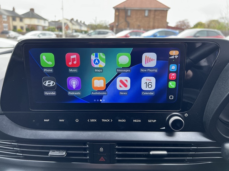 Hyundai BAYON 1.0 T-GDi MHEV Premium SUV 5dr Petrol Hybrid Manual Euro 6 (s/s) (100 ps) - U1651449