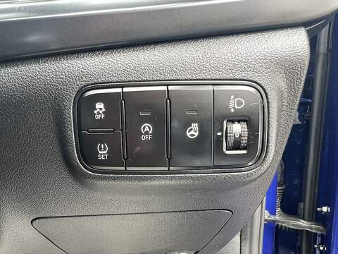 Hyundai BAYON 1.0 T-GDi MHEV Premium SUV 5dr Petrol Hybrid Manual Euro 6 (s/s) (100 ps) - U1651449