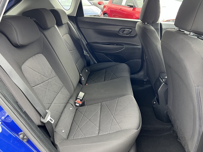 Hyundai BAYON 1.0 T-GDi MHEV Premium SUV 5dr Petrol Hybrid Manual Euro 6 (s/s) (100 ps) - U1651449