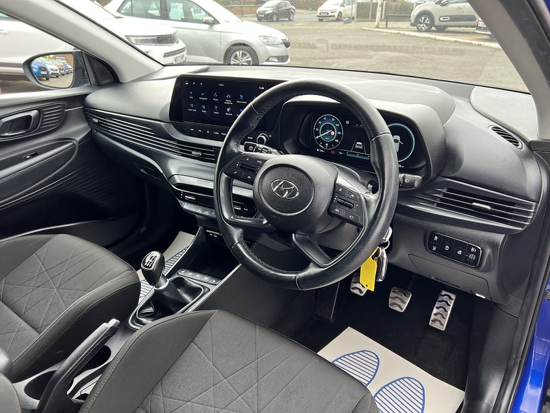 Hyundai BAYON 1.0 T-GDi MHEV Premium SUV 5dr Petrol Hybrid Manual Euro 6 (s/s) (100 ps) - U1651449