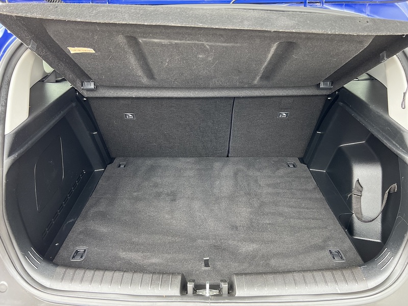 Hyundai BAYON 1.0 T-GDi MHEV Premium SUV 5dr Petrol Hybrid Manual Euro 6 (s/s) (100 ps) - U1651449