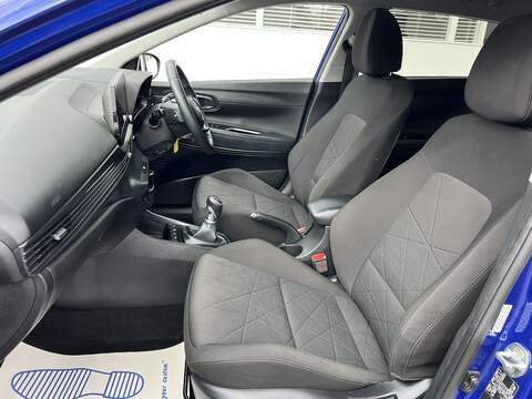 Hyundai BAYON 1.0 T-GDi MHEV Premium SUV 5dr Petrol Hybrid Manual Euro 6 (s/s) (100 ps) - U1651449