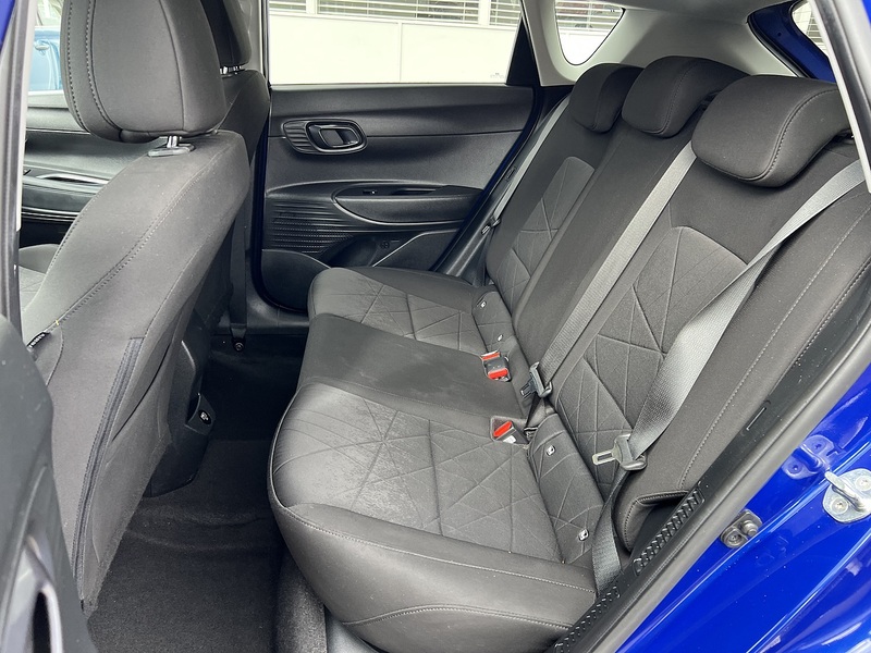 Hyundai BAYON 1.0 T-GDi MHEV Premium SUV 5dr Petrol Hybrid Manual Euro 6 (s/s) (100 ps) - U1651449
