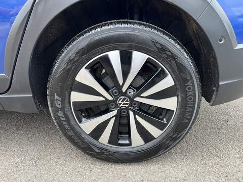 Volkswagen Taigo 1.0 TSI Life SUV 5dr Petrol Manual Euro 6 (s/s) (95 ps) - U1651450
