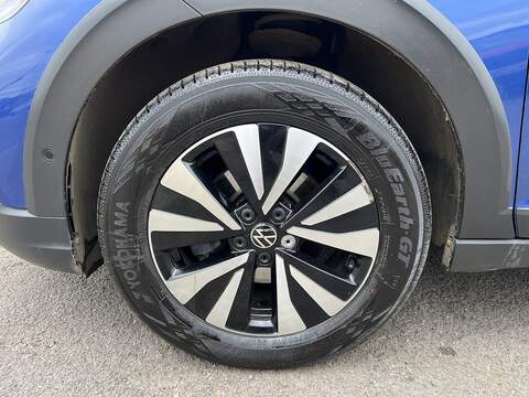 Volkswagen Taigo 1.0 TSI Life SUV 5dr Petrol Manual Euro 6 (s/s) (95 ps) - U1651450