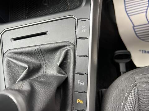 Volkswagen Taigo 1.0 TSI Life SUV 5dr Petrol Manual Euro 6 (s/s) (95 ps) - U1651450