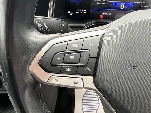 Volkswagen Taigo 1.0 TSI Life SUV 5dr Petrol Manual Euro 6 (s/s) (95 ps) - U1651450