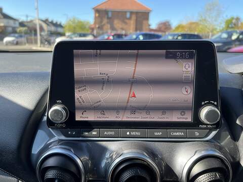 Nissan Juke 1.0 DIG-T N-Connecta SUV 5dr Petrol Manual Euro 6 (s/s) (114 ps) - U1651456