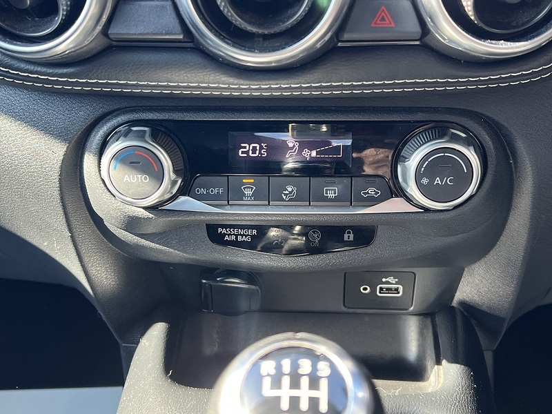 Nissan Juke 1.0 DIG-T N-Connecta SUV 5dr Petrol Manual Euro 6 (s/s) (114 ps) - U1651456