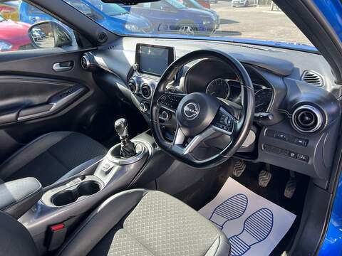 Nissan Juke 1.0 DIG-T N-Connecta SUV 5dr Petrol Manual Euro 6 (s/s) (114 ps) - U1651456