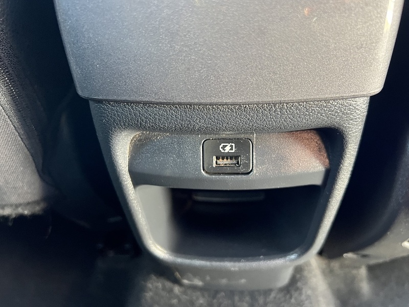 Nissan Juke 1.0 DIG-T N-Connecta SUV 5dr Petrol Manual Euro 6 (s/s) (114 ps) - U1651456