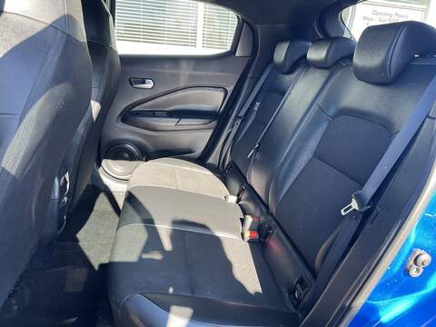 Nissan Juke 1.0 DIG-T N-Connecta SUV 5dr Petrol Manual Euro 6 (s/s) (114 ps) - U1651456