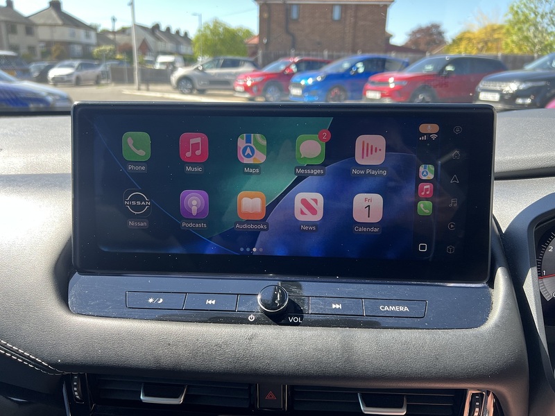 Nissan Qashqai 1.3 DIG-T MHEV N-Connecta SUV 5dr Petrol Hybrid Manual Euro 6 (s/s) (140 ps) - U1651458