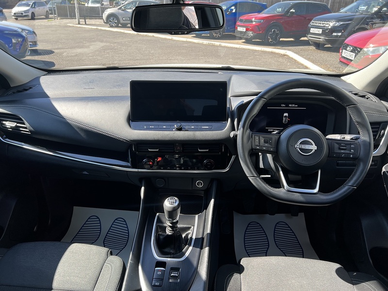 Nissan Qashqai 1.3 DIG-T MHEV N-Connecta SUV 5dr Petrol Hybrid Manual Euro 6 (s/s) (140 ps) - U1651458