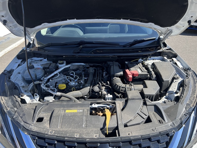 Nissan Qashqai 1.3 DIG-T MHEV N-Connecta SUV 5dr Petrol Hybrid Manual Euro 6 (s/s) (140 ps) - U1651458