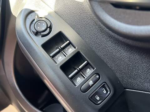 Fiat 500X 1.0 FireFly Turbo Club SUV 5dr Petrol Manual Euro 6 (s/s) (120 bhp) - U1651477