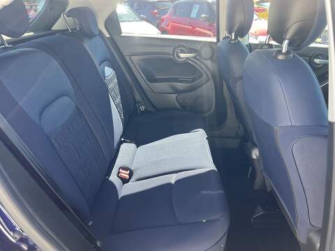 Fiat 500X 1.0 FireFly Turbo Club SUV 5dr Petrol Manual Euro 6 (s/s) (120 bhp) - U1651477