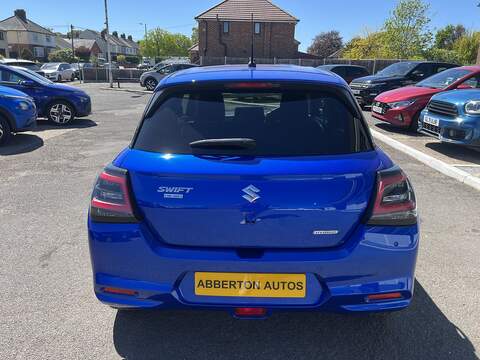 Suzuki Swift 1.2 MHEV Ultra Hatchback 5dr Petrol Hybrid Manual Euro 6 (s/s) (82 ps) - U1651478