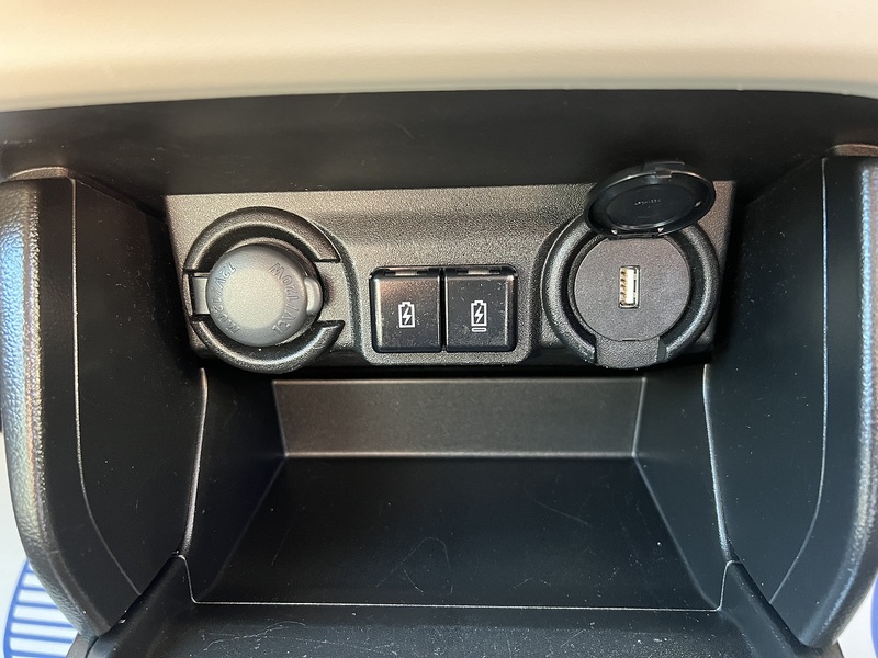 Suzuki Swift 1.2 MHEV Ultra Hatchback 5dr Petrol Hybrid Manual Euro 6 (s/s) (82 ps) - U1651478