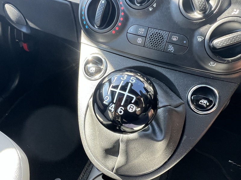 Fiat 500 1.0 MHEV Dolcevita Hatchback 3dr Petrol Manual Euro 6 (s/s) (70 bhp) - U1651480