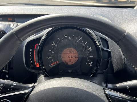 Citroen C1 1.0 VTi Flair Hatchback 3dr Petrol Manual Euro 6 (72 ps) - U1651481