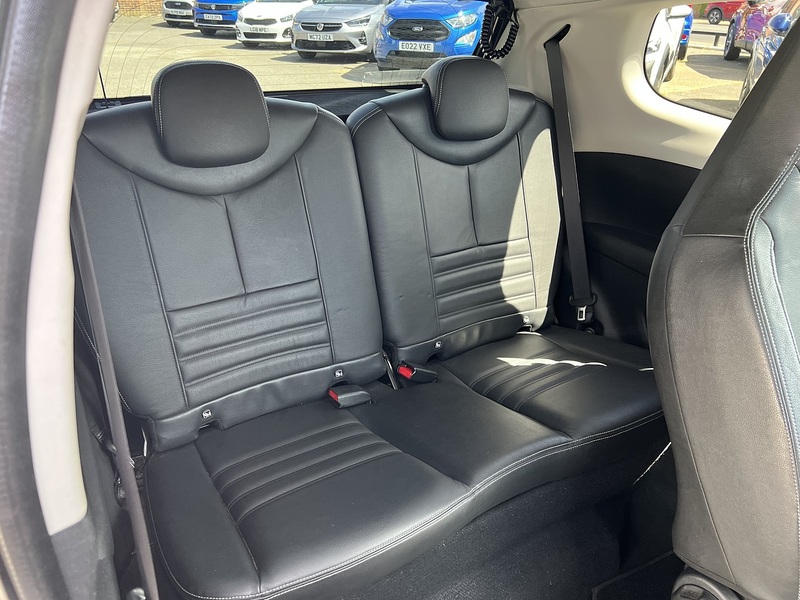 Citroen C1 1.0 VTi Flair Hatchback 3dr Petrol Manual Euro 6 (72 ps) - U1651481