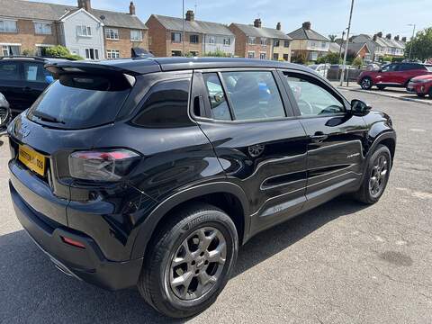 Jeep Avenger 1.2 Longitude SUV 5dr Petrol Manual Euro 6 (s/s) (100 ps) - U1651499