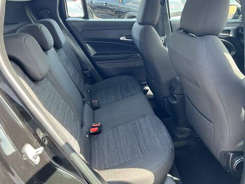 Jeep Avenger 1.2 Longitude SUV 5dr Petrol Manual Euro 6 (s/s) (100 ps) - U1651499