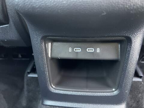 SEAT Ateca 1.0 TSI SE Technology SUV 5dr Petrol Manual Euro 6 (s/s) (110 ps) - U1651513