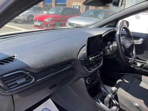 Ford Puma 1.0T EcoBoost MHEV ST-Line SUV 5dr Petrol Hybrid Manual Euro 6 (s/s) (125 ps) - U1651534
