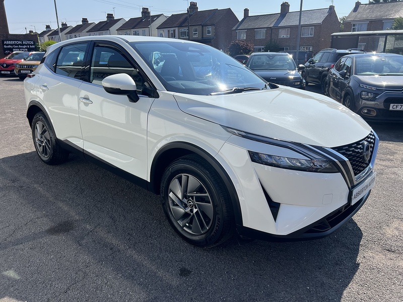 Nissan Qashqai 1.3 DIG-T MHEV Acenta Premium SUV 5dr Petrol Hybrid Manual Euro 6 (s/s) (140 ps) - U1651536