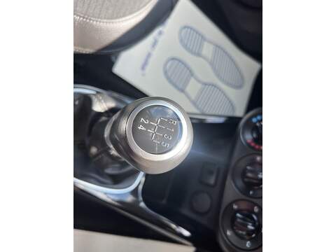 Vauxhall ADAM 1.2i ecoFLEX ENERGISED Hatchback 3dr Petrol Manual Euro 6 (s/s) (70 ps) - U1651537