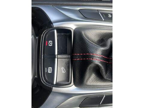 MG MG HS 1.5 T-GDI Exclusive SUV 5dr Petrol Manual Euro 6 (s/s) (162 ps) - U1651538