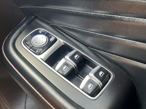 MG MG HS 1.5 T-GDI Exclusive SUV 5dr Petrol Manual Euro 6 (s/s) (162 ps) - U1651538