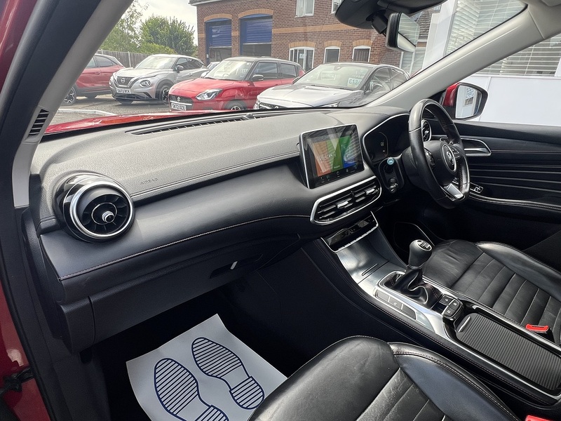 MG MG HS 1.5 T-GDI Exclusive SUV 5dr Petrol Manual Euro 6 (s/s) (162 ps) - U1651538